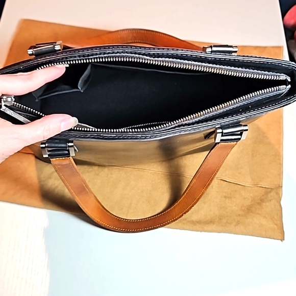 Authentic Louis Vuitton black noir matte monogram Stockton shoulder / tote bag - Picture 12 of 16